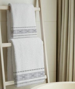 1 - Set 1+1 Asciugamani in SPUGNA con bordo in Jacquard di Cotone 100% in diversi colori
